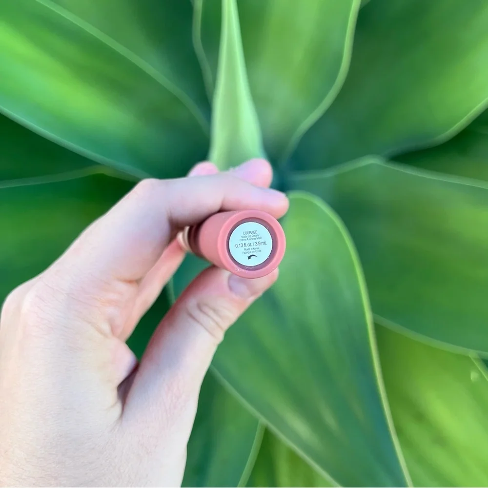 NWOT Rare Beauty Matte Lip Soufflé • Courage